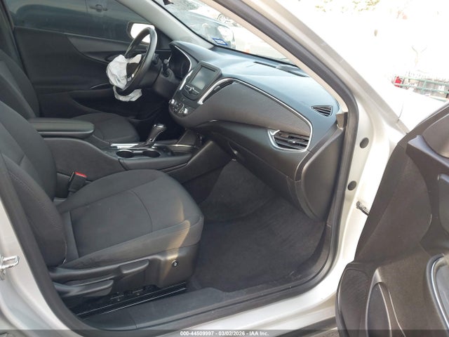 1G1ZE5ST5GF201423 Chevrolet MALIBU 1LT