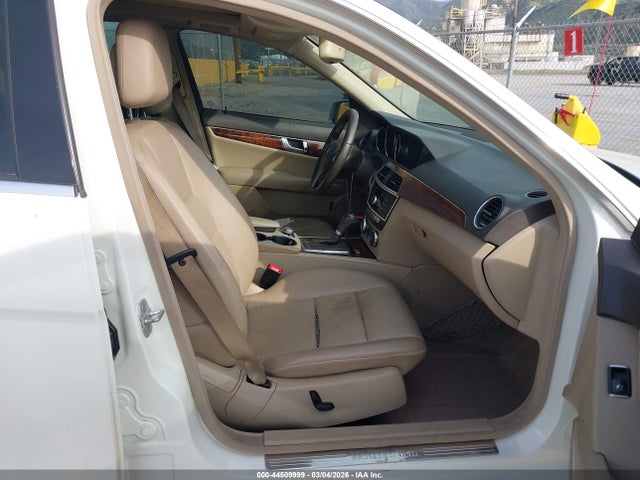 Aukcja sprzedaży 2012 Mercedes-benz C 250 Sport, vin: WDDGF4HB6CR236524, numer aukcji: 44509999