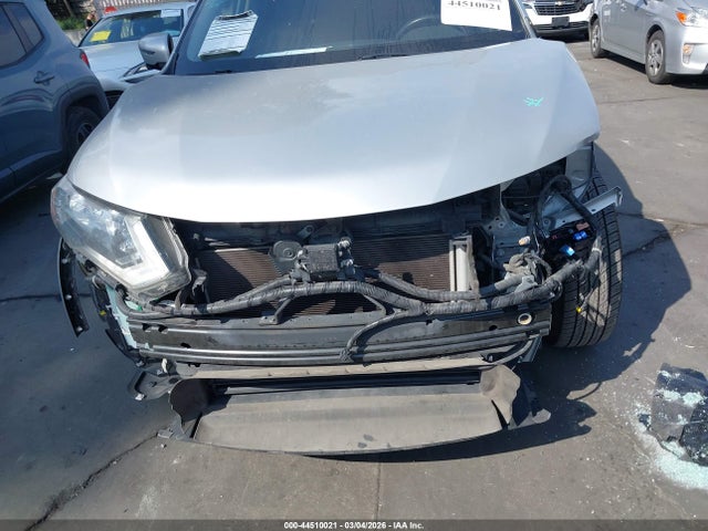 Nissan ROGUE SV 2019 JN8AT2MT9KW256945 Image 13