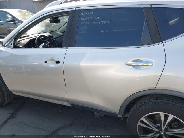 Nissan ROGUE SV 2019 JN8AT2MT9KW256945 Image 15
