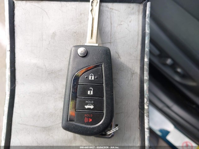 JTNB11HK1J3033876 Toyota CAMRY LE