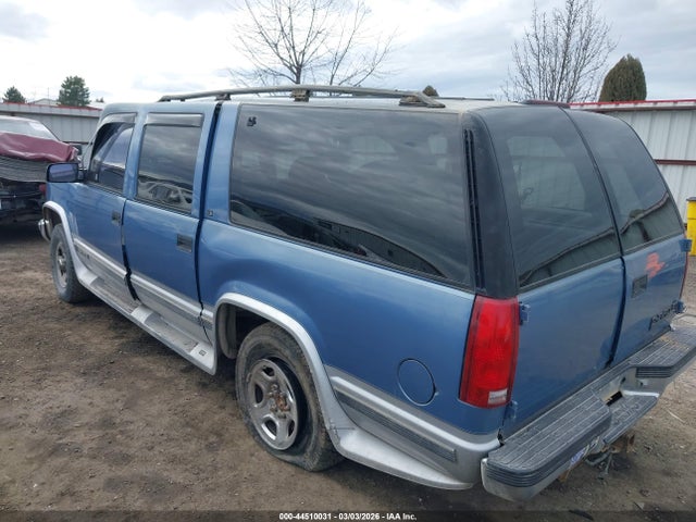1995 CHEVROLET SUBURBAN 1GNFK16K2SJ370082 Photo 2