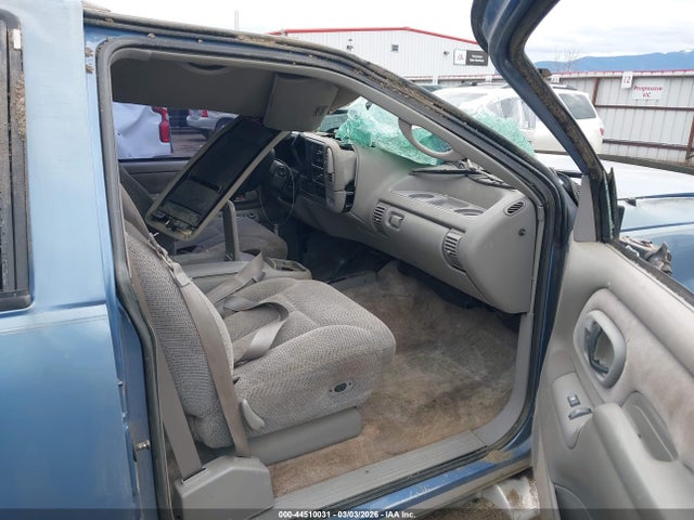 1995 CHEVROLET SUBURBAN 1GNFK16K2SJ370082 Photo 4