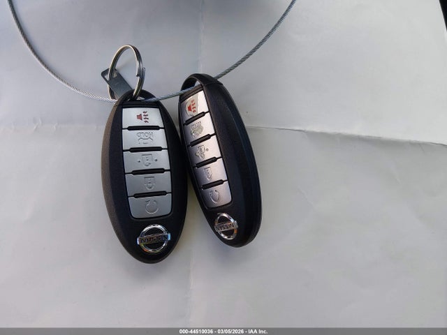 2017 NISSAN MAXIMA 1N4AA6APXHC433440 Photo 10