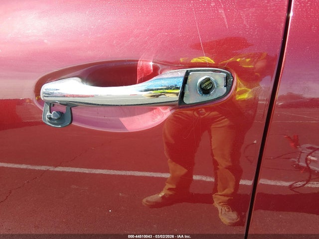 5XYPG4A57GG078887 KIA Sorento 3.3l Lx