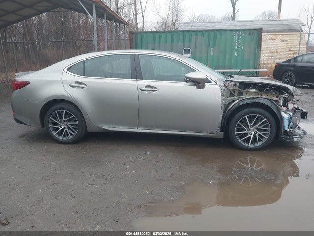 Продажа на аукционе авто 2017 Lexus Es 350, vin: 58ABK1GG7HU079039, номер лота: 44510052
