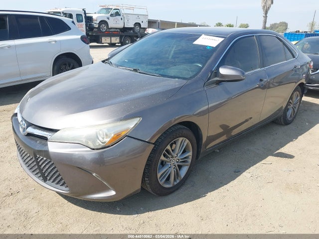 2015 TOYOTA CAMRY 4T1BF1FK4FU010243 Photo 1