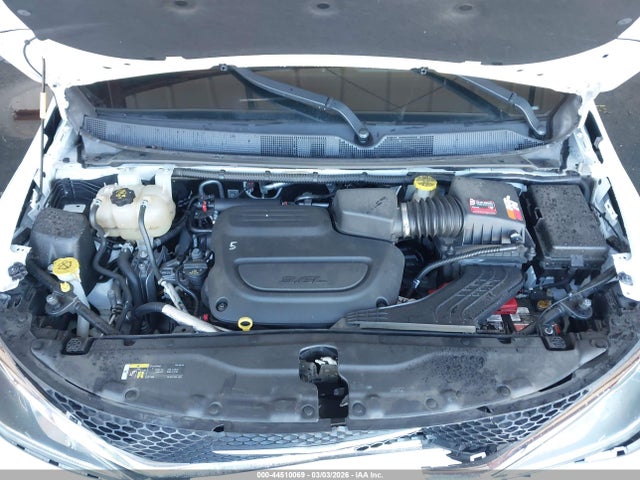 Продаж на аукціоні авто 2020 Chrysler Pacifica Touring L, vin: 2C4RC1BGXLR116072, номер лоту: 44510069