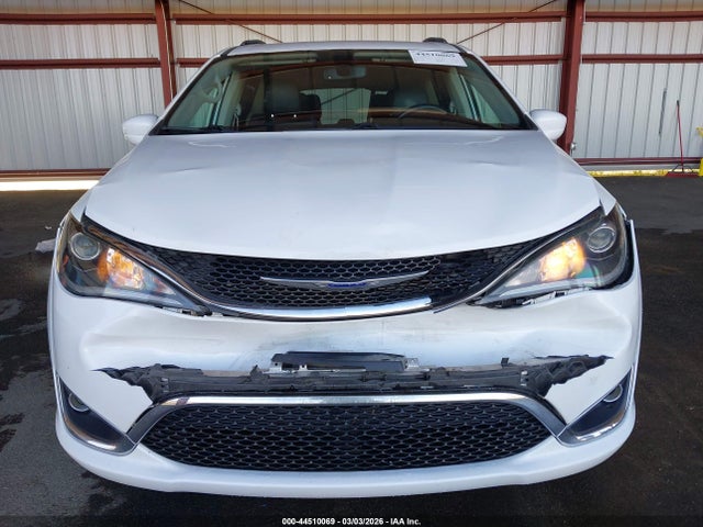 Продаж на аукціоні авто 2020 Chrysler Pacifica Touring L, vin: 2C4RC1BGXLR116072, номер лоту: 44510069