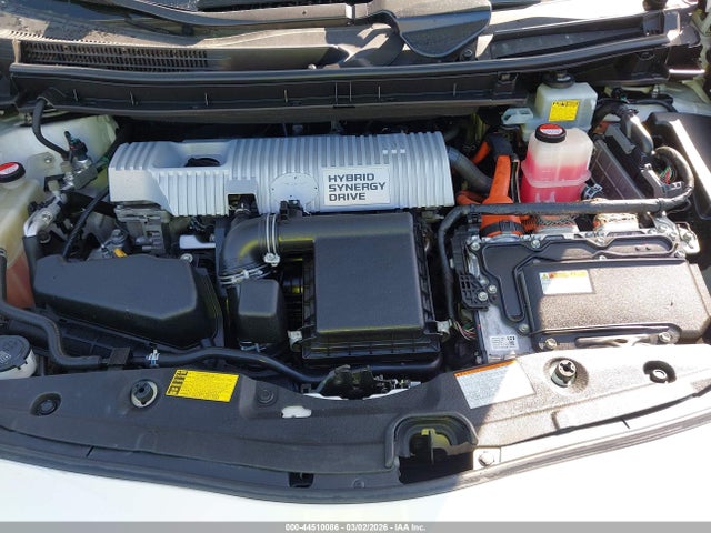 Toyota Prius Three 2015 JTDKN3DU5F1916717 Image 10