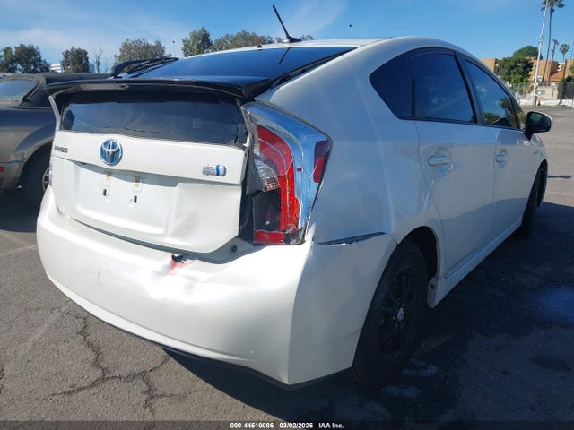 Toyota Prius Three 2015 JTDKN3DU5F1916717 Image 6