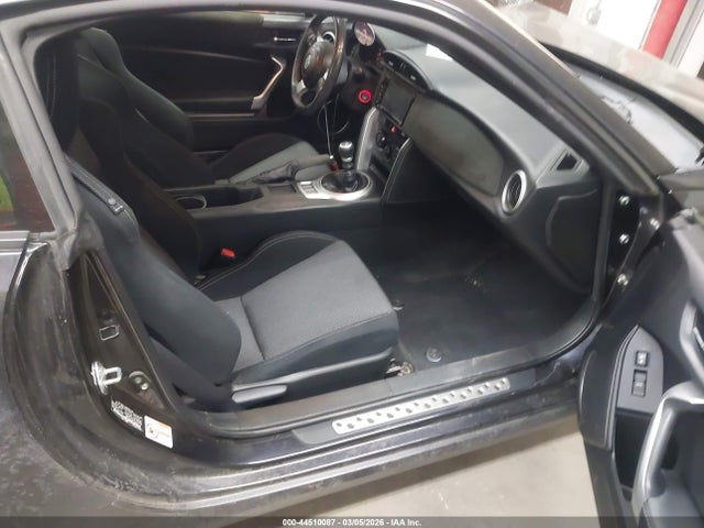 Toyota 86 2017 JF1ZNAA17H9703842 Image 5