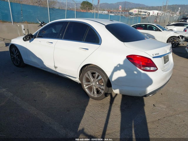 44510094 :رقم المزاد ، 55SWF4JBXFU050686 vin ، 2015 Mercedes-benz C 300 مزاد بيع