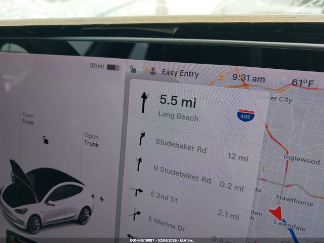 44510097 :رقم المزاد ، 5YJ3E1EAXJF062420 vin ، 2018 Tesla Model 3 Long Range/mid Range مزاد بيع