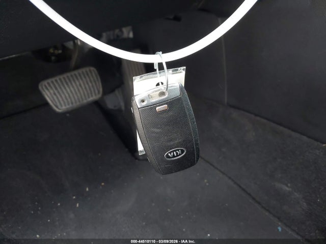 5XXGT4L39LG407241 KIA Optima S