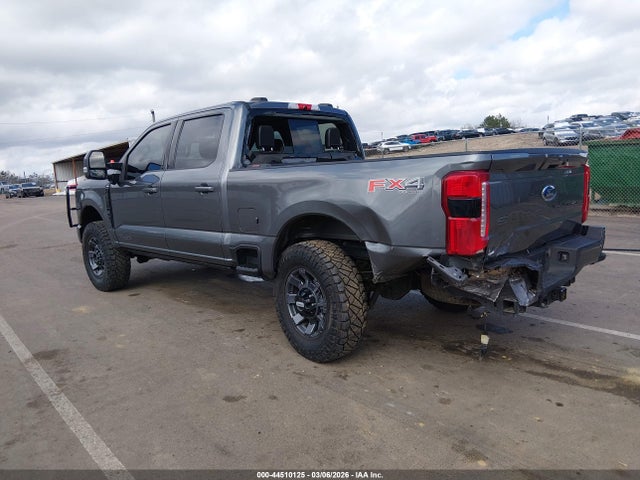 2023 FORD F-250 1FT8W2BT0PEE01999 Photo 2