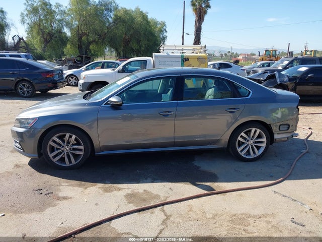 Aukcja sprzedaży 2018 Volkswagen Passat 2.0t Se, vin: 1VWBA7A30JC002125, numer aukcji: 44510127