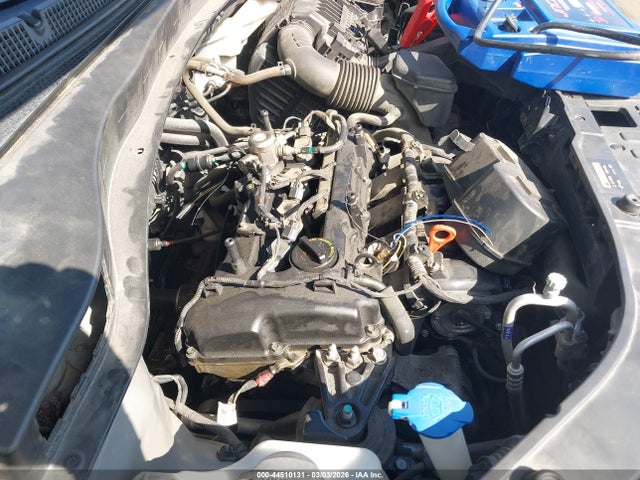 5XYKTDA63FG563945 KIA SORENTO LX