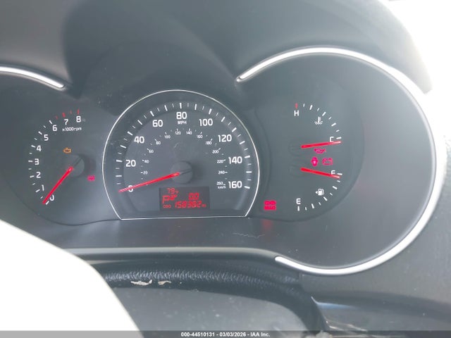 5XYKTDA63FG563945 KIA SORENTO LX