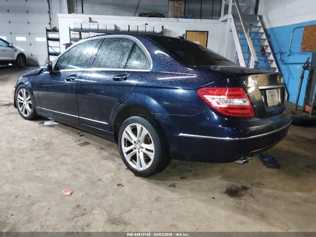 44510140 :رقم المزاد ، WDDGF8AB5ER302419 vin ، 2014 Mercedes-benz C 300 Luxury 4matic مزاد بيع