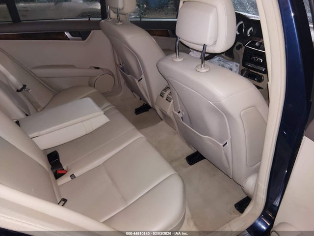 44510140 :رقم المزاد ، WDDGF8AB5ER302419 vin ، 2014 Mercedes-benz C 300 Luxury 4matic مزاد بيع