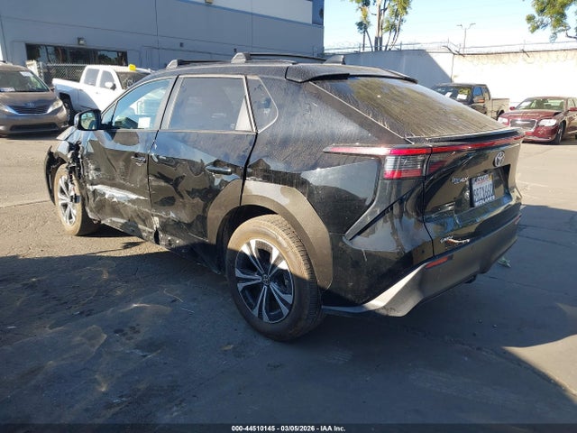 Toyota BZ4X XLE 2024 JTMAAAAA3RA049716 Image 3