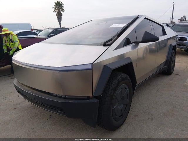 44510155 :رقم المزاد ، 7G2CEHED2SA079243 vin ، 2025 Tesla Cybertruck All-wheel Drive مزاد بيع