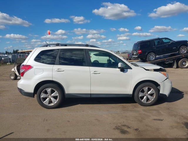 Subaru Forester 2.5i Premium 2015 JF2SJAFC3FH532853 Image 13