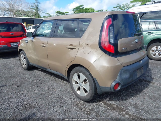 44510206 :رقم المزاد ، KNDJN2A20F7171266 vin ، 2015 Kia Soul مزاد بيع