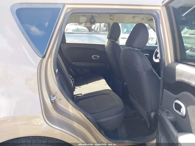 44510206 :رقم المزاد ، KNDJN2A20F7171266 vin ، 2015 Kia Soul مزاد بيع