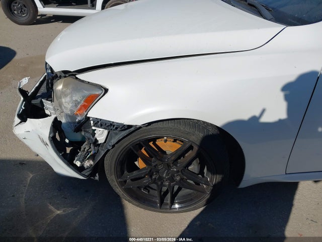 44510221 :رقم المزاد ، JTHBF5C28B5147754 vin ، 2011 Lexus Is 250 مزاد بيع
