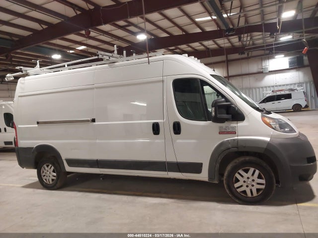44510224 :رقم المزاد ، 3C6TRVDG3JE144049 vin ، 2018 Ram Promaster 2500 High Roof 159 Wb مزاد بيع