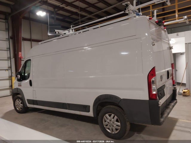 44510224 :رقم المزاد ، 3C6TRVDG3JE144049 vin ، 2018 Ram Promaster 2500 High Roof 159 Wb مزاد بيع