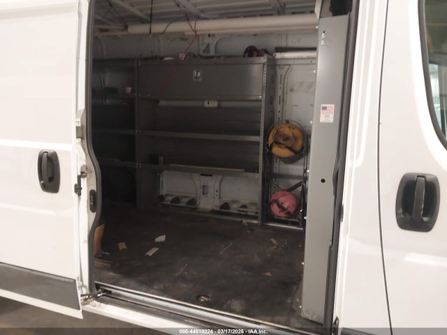 44510224 :رقم المزاد ، 3C6TRVDG3JE144049 vin ، 2018 Ram Promaster 2500 High Roof 159 Wb مزاد بيع