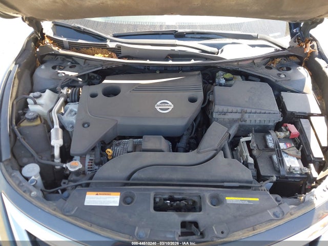 2015 Nissan Altima 2.5 Sl მანქანა იყიდება აუქციონზე, vin: 1N4AL3AP2FC238518, აუქციონის ნომერი: 44510240