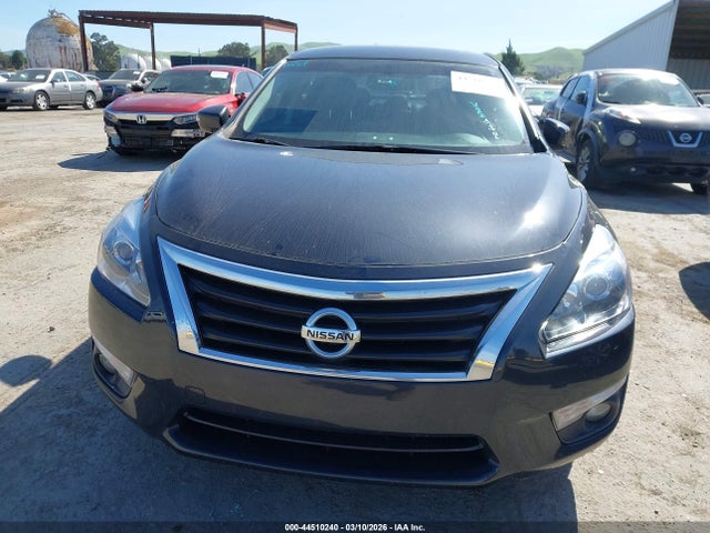 2015 Nissan Altima 2.5 Sl მანქანა იყიდება აუქციონზე, vin: 1N4AL3AP2FC238518, აუქციონის ნომერი: 44510240