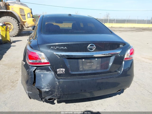 2015 Nissan Altima 2.5 Sl მანქანა იყიდება აუქციონზე, vin: 1N4AL3AP2FC238518, აუქციონის ნომერი: 44510240
