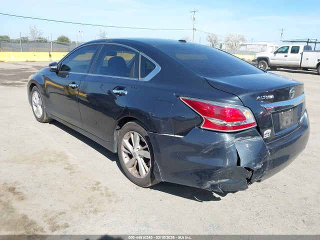 2015 Nissan Altima 2.5 Sl მანქანა იყიდება აუქციონზე, vin: 1N4AL3AP2FC238518, აუქციონის ნომერი: 44510240