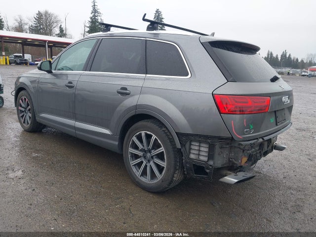 44510241 :رقم المزاد ، WA1VAAF76HD007773 vin ، 2017 Audi Q7 3.0t Premium مزاد بيع