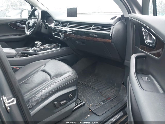 44510241 :رقم المزاد ، WA1VAAF76HD007773 vin ، 2017 Audi Q7 3.0t Premium مزاد بيع
