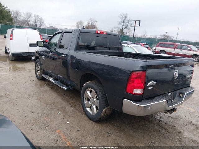 44510251 :رقم المزاد ، 1C6RR7GG4JS311646 vin ، 2018 Ram 1500 Big Horn  4x4 6'4 Box مزاد بيع