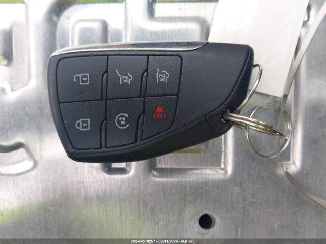 2021 CHEVROLET SUBURBAN 1GNSKFKD9MR211132 Photo 10