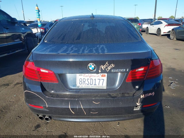 WBA5A5C5XGG351388 BMW 528I
