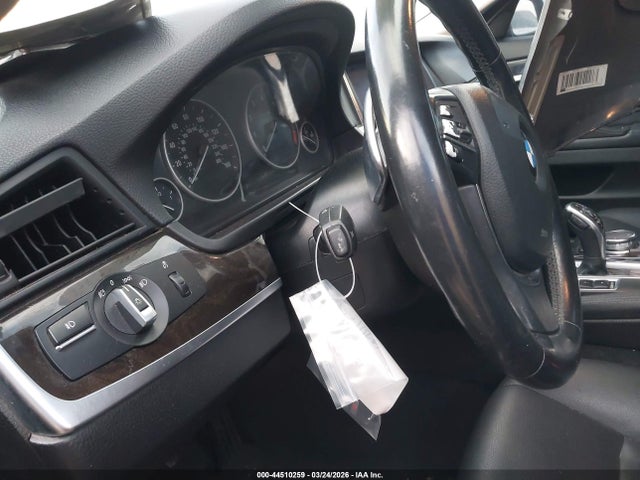 WBA5A5C5XGG351388 BMW 528I