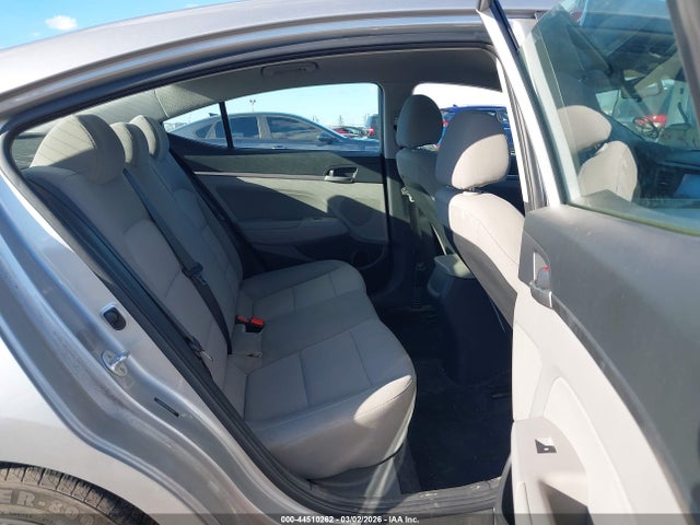 5NPD84LF0LH555507 Hyundai ELANTRA SEL