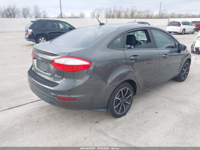 Ford FIESTA SE 2018 3FADP4BJ8JM135208 Image 4
