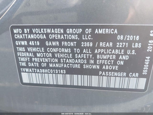 1VWAT7A38HC013163 Volkswagen Passat 1.8t S