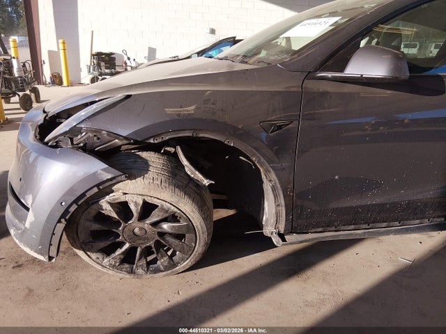 2021 TESLA MODEL Y 5YJYGDEE5MF200356 Photo 5