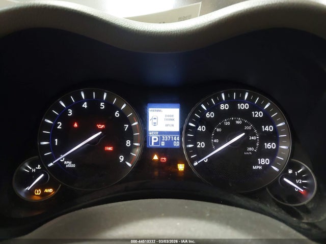 Продажа на аукционе авто 2011 Infiniti M56x, vin: JN1AY1AR1BM570247, номер лота: 44510332
