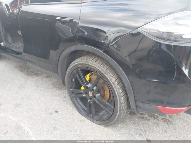 2011 PORSCHE CAYENNE WP1AB2A29BLA42080 Photo 5